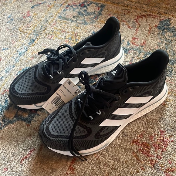 adidas Supernova + BRAND NEW - Picture 2 of 5